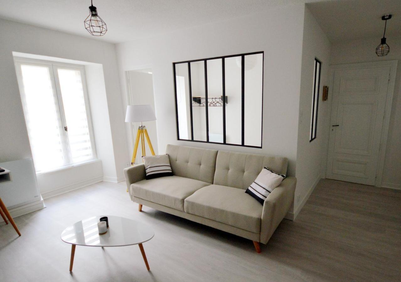Joli Appartement Au Coeur D'โอโยนนักซ์ ภายนอก รูปภาพ
