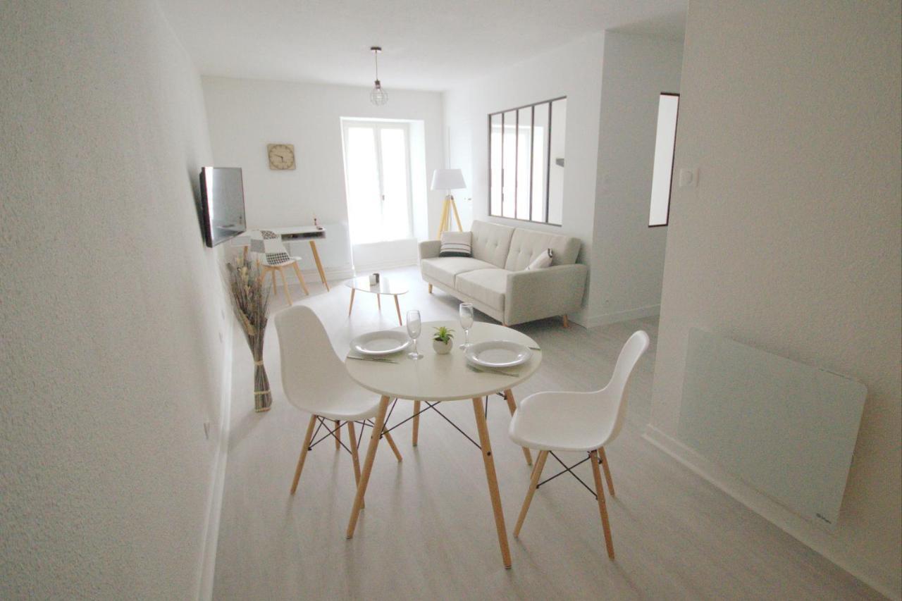 Joli Appartement Au Coeur D'โอโยนนักซ์ ภายนอก รูปภาพ
